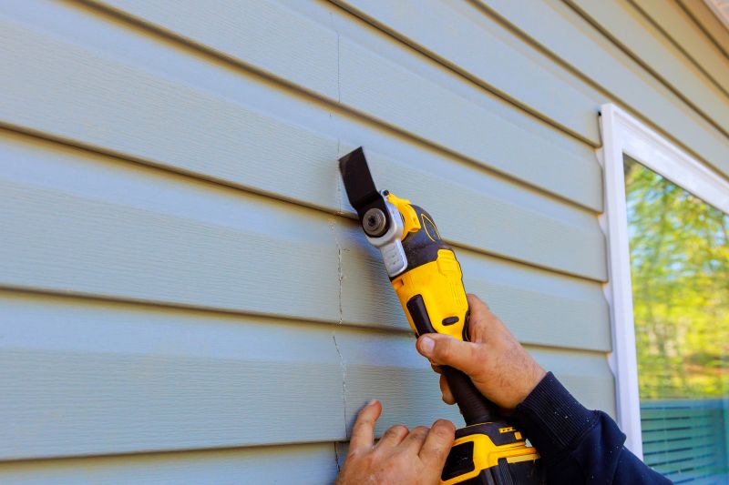 Expert Siding Repair Work